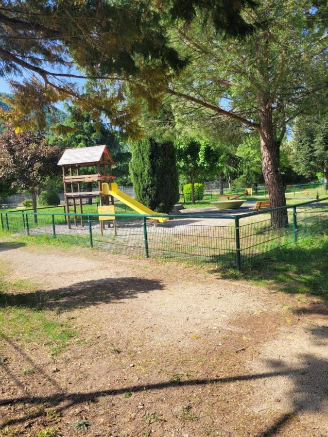 Appartement Ardeche Vallee De L'Ouveze Sans Exterieur Mais A Proximite De Parcs Flaviac Exteriör bild